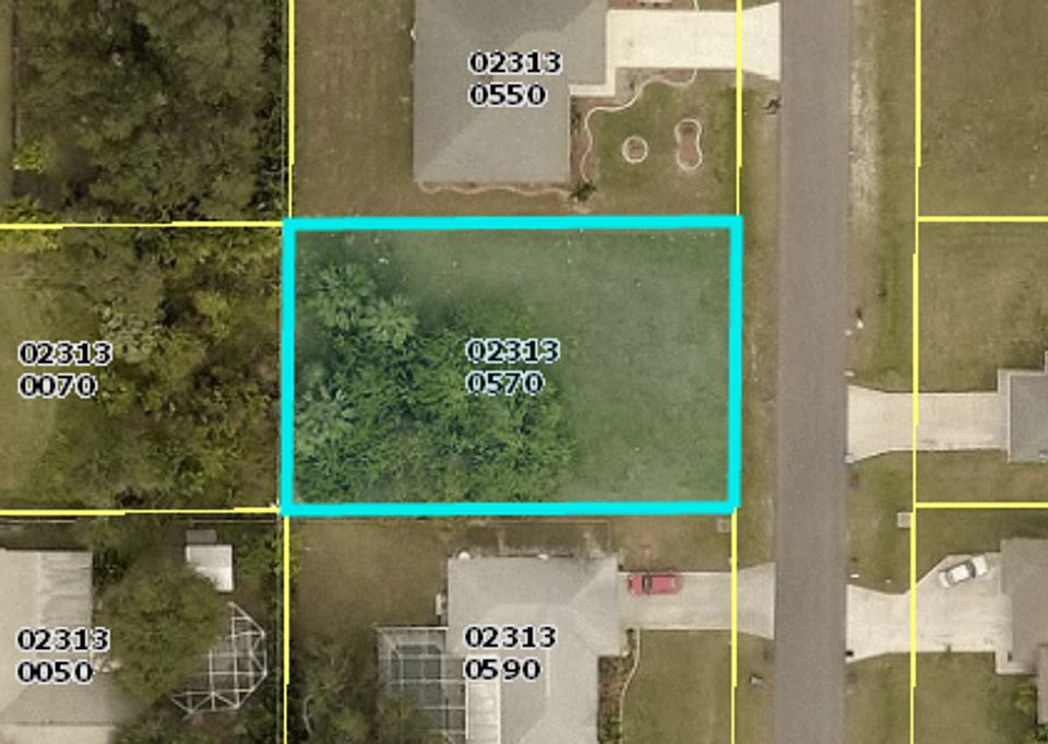 2nd image of 2732 NE 5th Ave