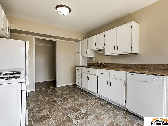 4th image of 4207 NW 54th St