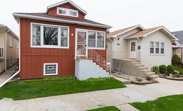 1st image of 3914 N Oconto Ave