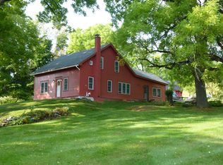 1237 Northwest Hill Rd, Williamstown, MA 01267