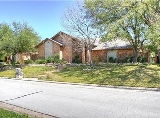 1003 Findlay Dr, Arlington, TX 76012