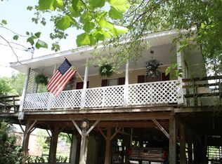 114 Lake Dr, Lucedale, MS 39452