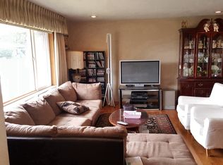 818 Jefferson Ave NE, Renton, WA 98056