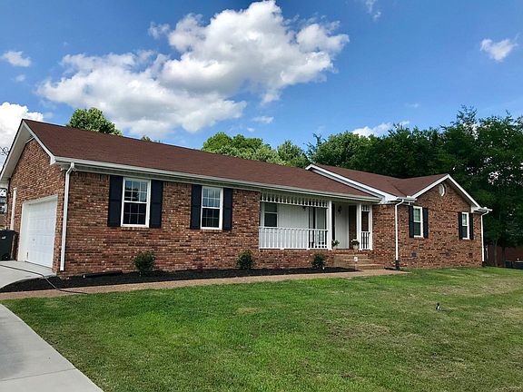 3rd image of 129 Bradwood Dr
