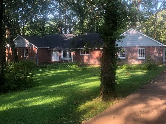 2nd image of 215 Highland Dr