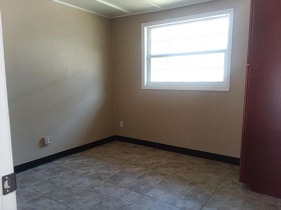 2nd image of 14850 17th St