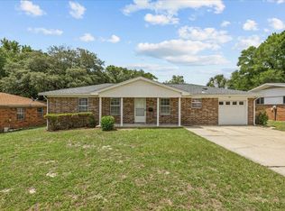 306 McEwen Dr, Niceville, FL 32578