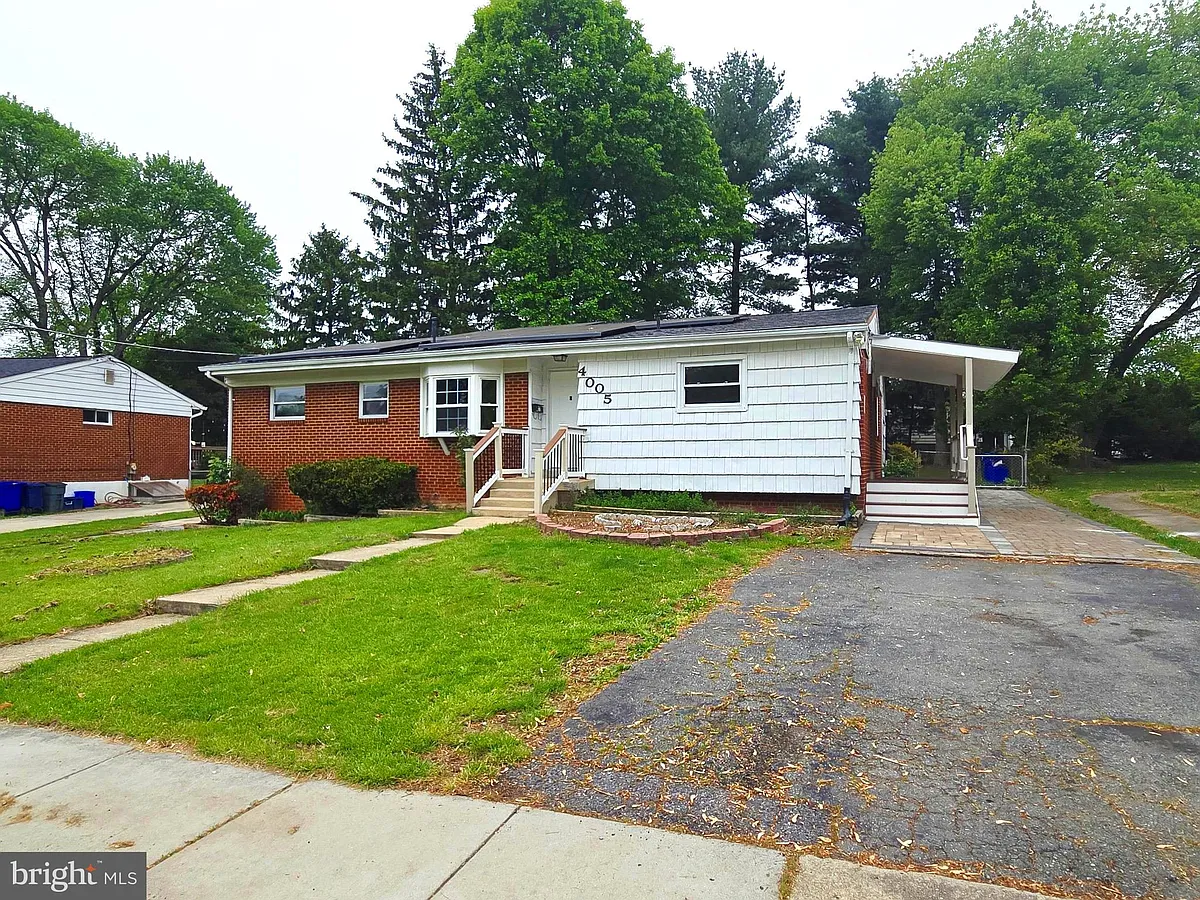 Building Photo - 4005 Blackpool Rd
