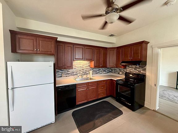 2nd image of 1530 New Holland Rd #Penthouse