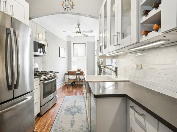 135 Prospect Park Southwest image 1 of 13