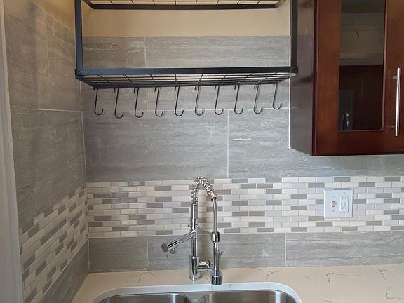 2nd image of 1706 N Narragansett Ave APT 8