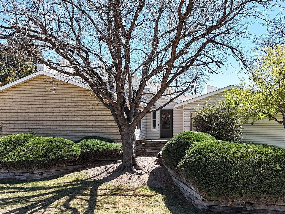 1st image of 246 S 22nd Avenue