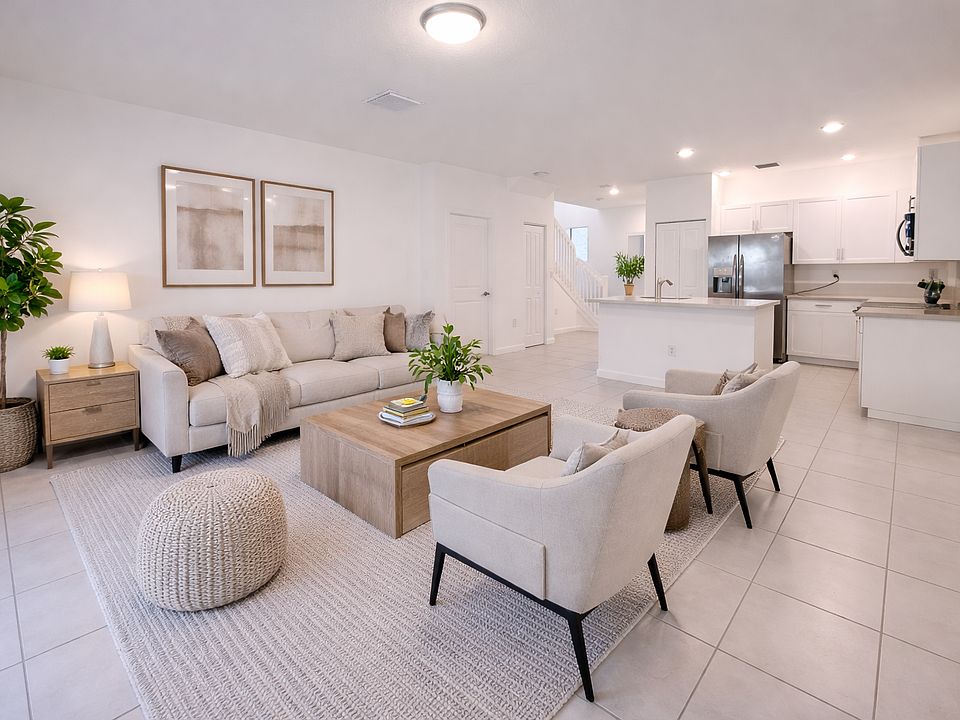 1st image of 20921 NE 2nd Pl