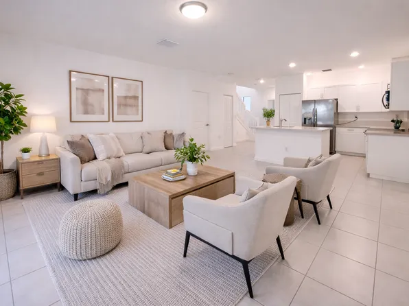 20921 NE 2nd Pl, Miami, FL 33179