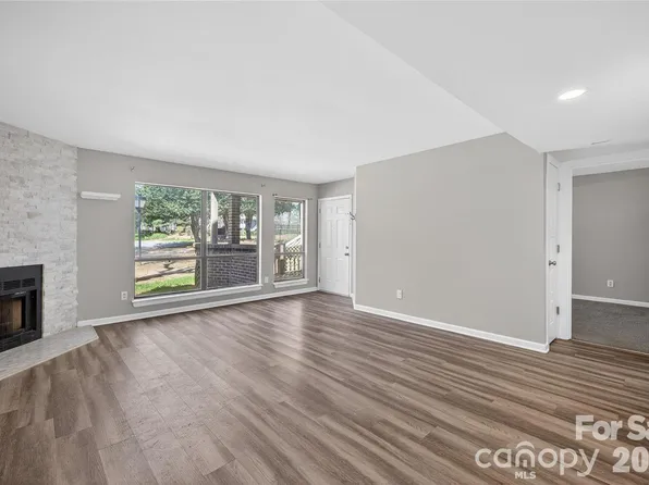 1612 Sharon Rd W APT 67, Charlotte, NC 28210