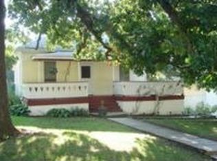 107 S 3rd St, Lansing, KS 66043