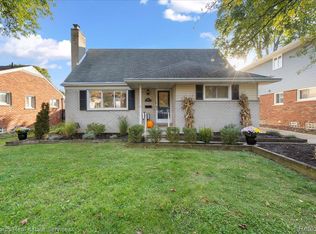 2720 Woodland Ave, Royal Oak, MI 48073