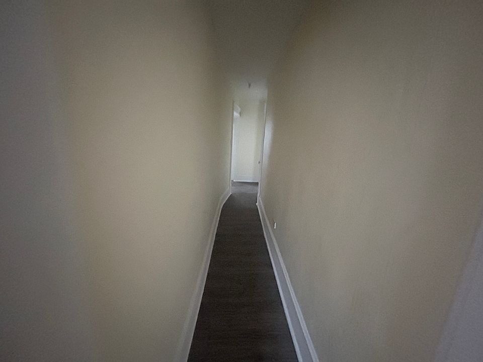 1st image of 17 W Main St #17