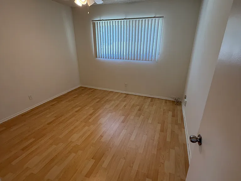 2741 Piedmont Ave #9 — Photo 8
