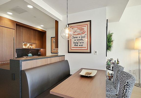 3rd image of 50 West St APT 10B