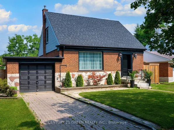 32 Castlebar Rd, Toronto, ON M8Z 2J5