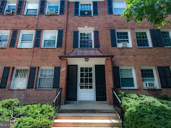 903 S Frederick St APT 6, Arlington, VA 22204