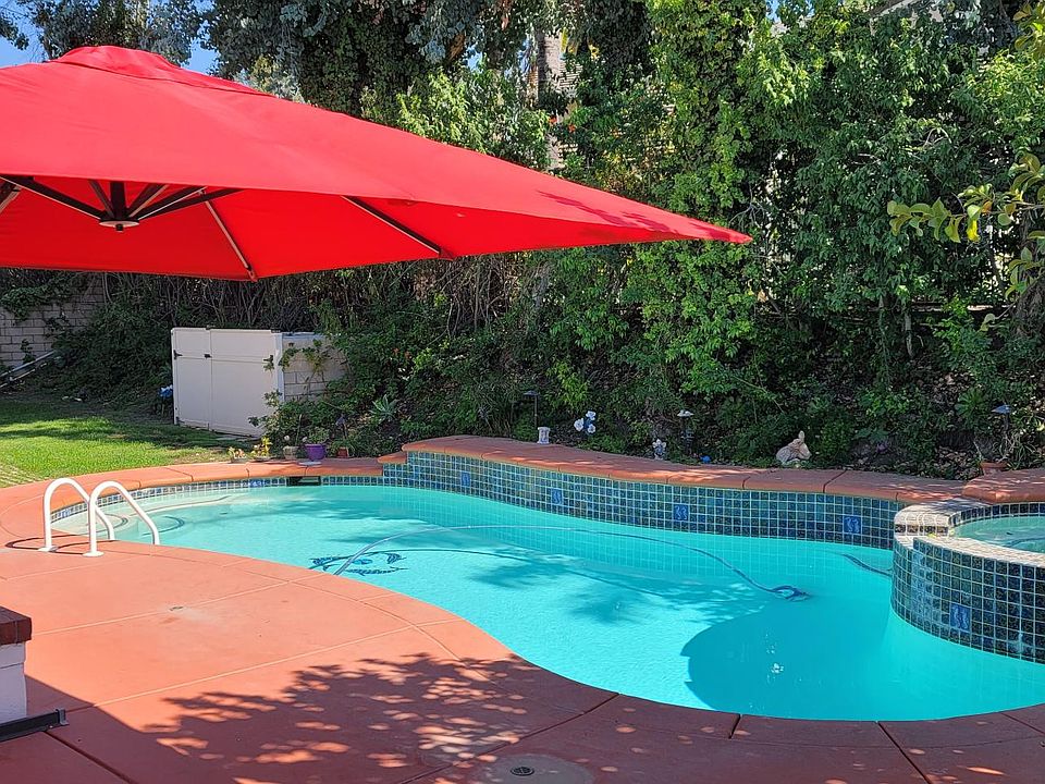 Saltwater pool and spa services are taken care of by the owner. You just enjoy!