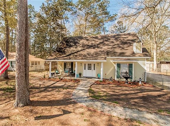 3rd image of 64541 Birch Ct