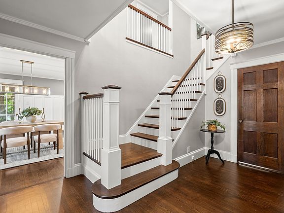 3rd image of 138 Nichols St