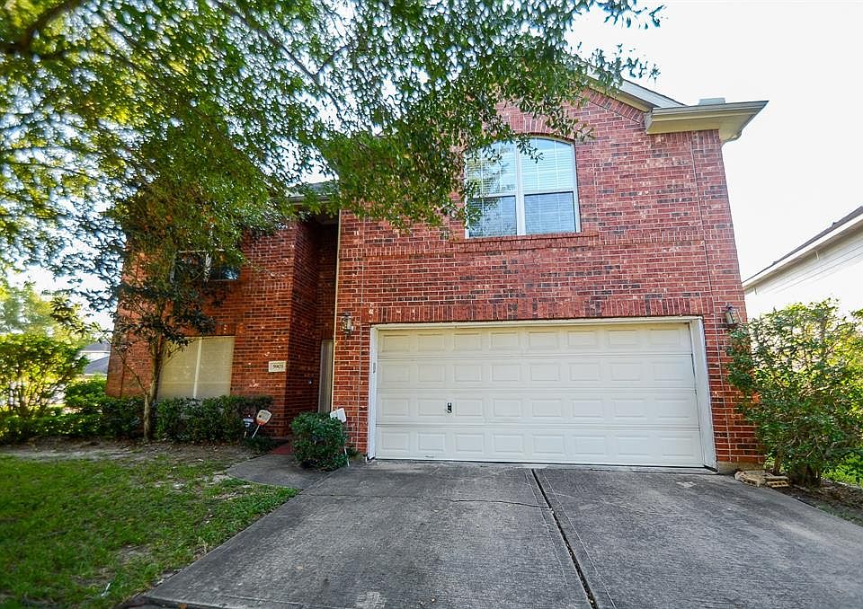 1st image of 5903 Mettler Ln