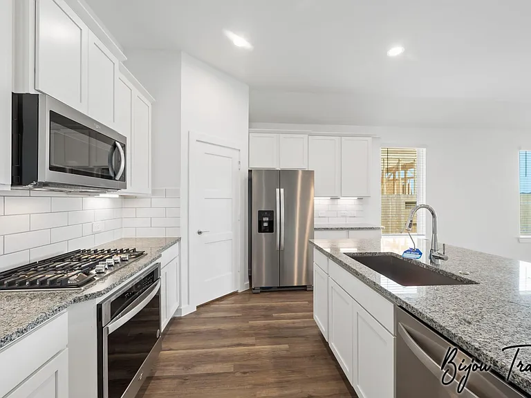 6127 Bella Breeze Dr — Photo 4