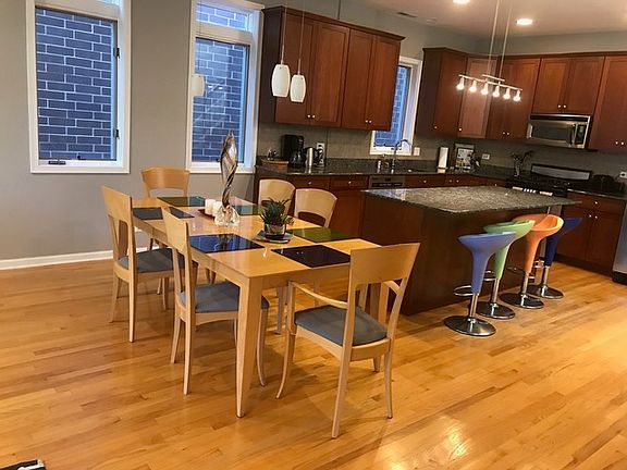 5th image of 1437 N North Park Ave #3