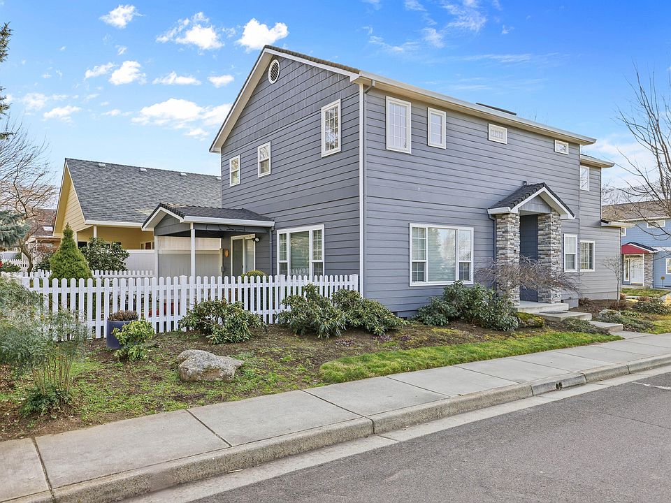 1st image of 369 Meadow Dr