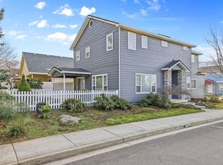 369 Meadow Dr, Ashland, OR