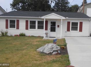 17610 Homewood Rd, Hagerstown, MD 21740