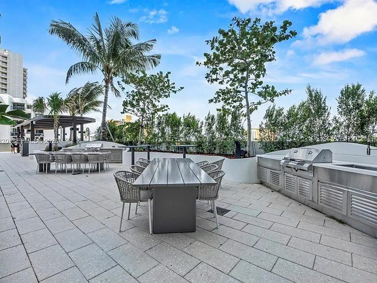 900 N Ocean Blvd #1202 — Photo 46