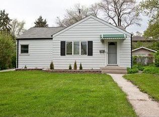 4334 Washington St, Downers Grove, IL 60515