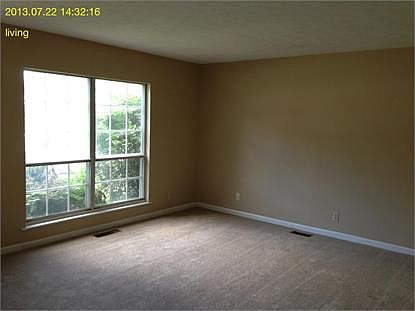4th image of 1604 Laramie Dr
