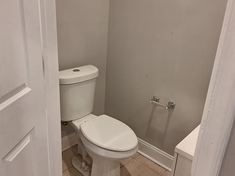5635 Lansdowne Ave — Photo 7