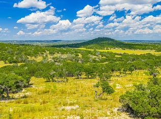 113 Palisades Dr, Center Pt, TX 78010