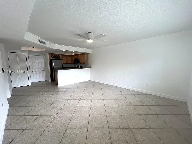 151 NE 16th Ave #174 — Photo 5