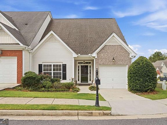 2nd image of 135 Riley Cir