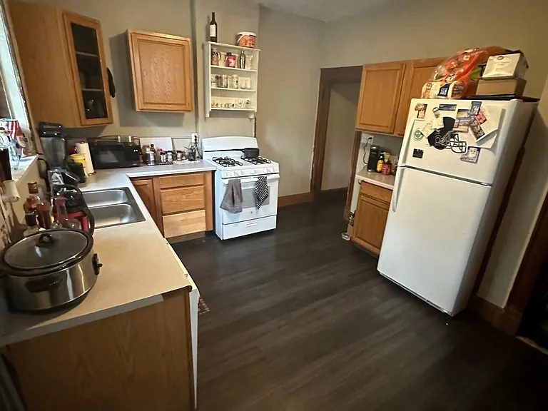 2345 Victor St — Photo 7