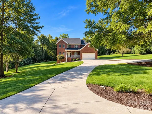 5616 Polk Mountain Dr, Marshville, NC 28103