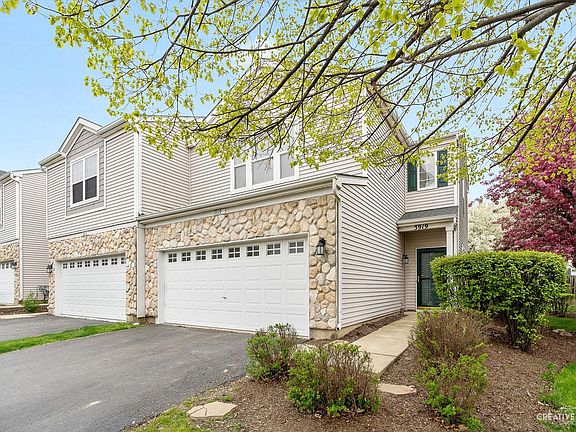 2nd image of 3919 Blackstone Dr