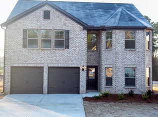 12165 Flannery Ln, Hampton, GA 30228