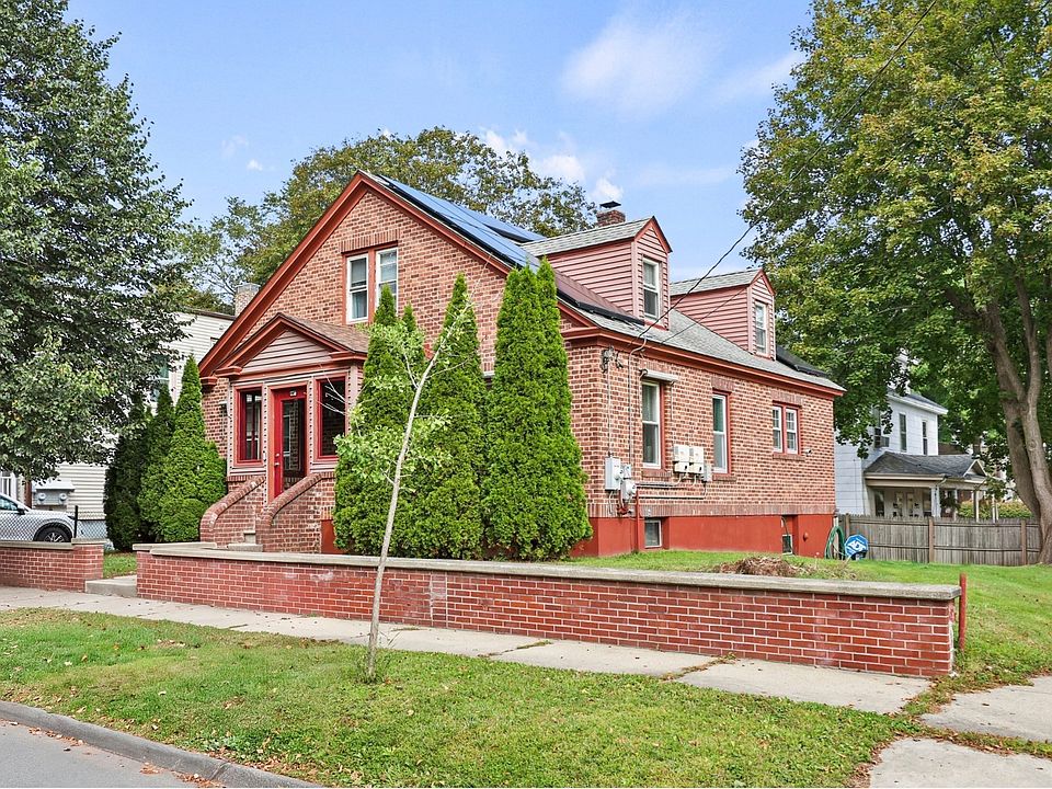 1st image of 45 Stoddard Ave