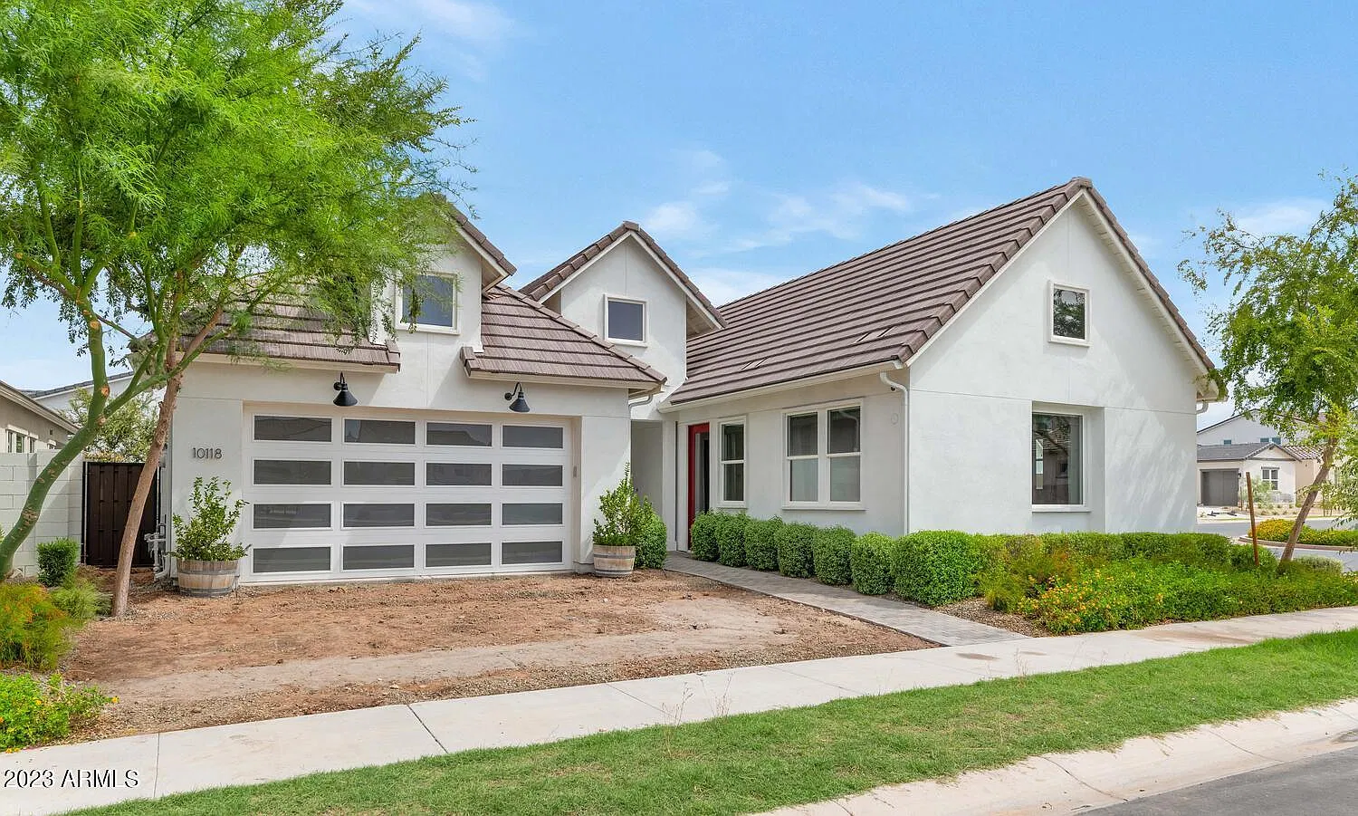 4 bed, 4.5 bath, 3316 sqft, $4,995 — Photo 2