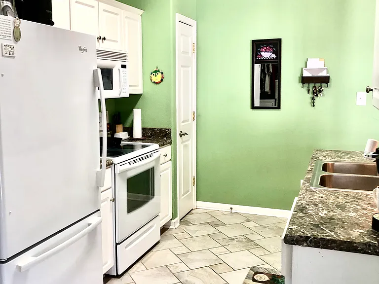 4131 Center Place Dr — Photo 3