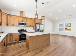 21860 Bancroft Dr, California City, CA